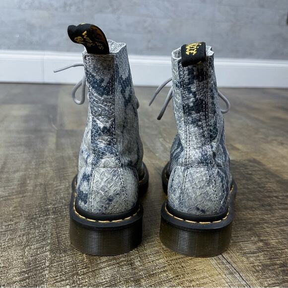 Dr Martens Pascal snake moto combat boots / blue grey snakeskin - Picture 5 of 9